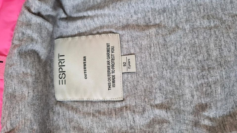 Übergangsjacke Esprit Gr. 92 in Lohne (Oldenburg)