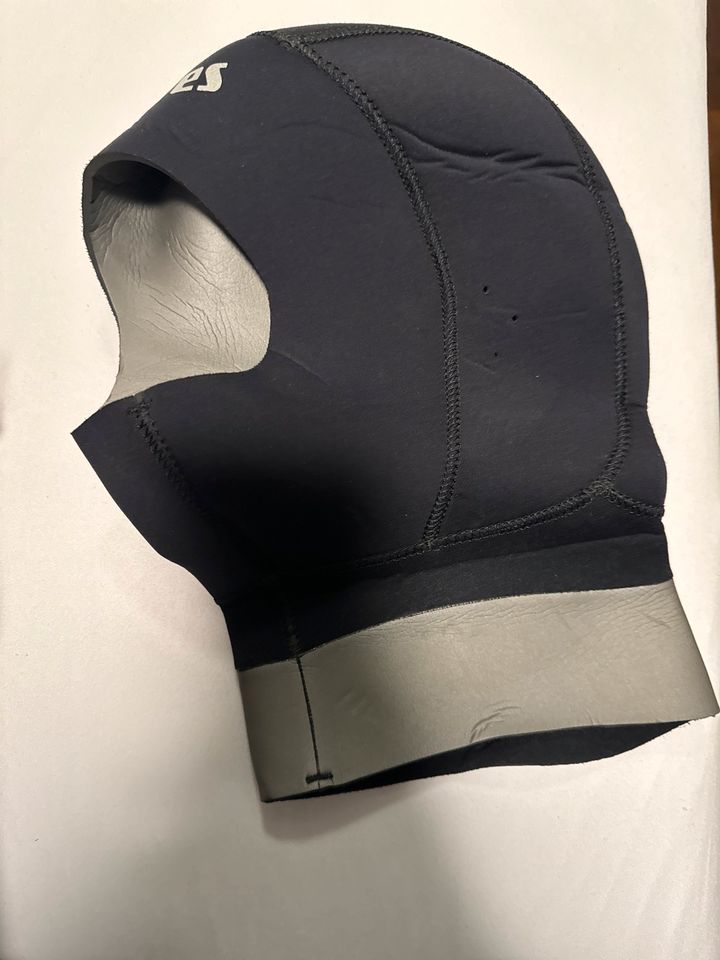 Mares Neopren Anzug Pioneer 5mm M Tauchen + Kopfhaube Handschuhe in Stuttgart