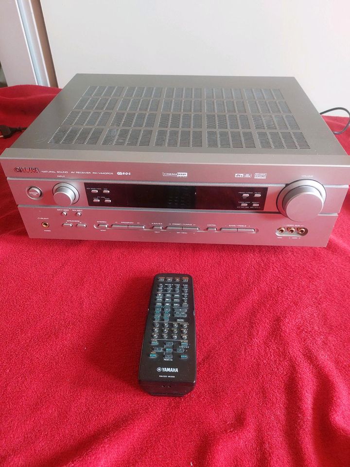 Yamaha Receiver RX-V 440 RDS Dolby Receiver in Bissendorf