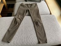 Hollister braune Jeans 26/30 guter Zustand Nordrhein-Westfalen - Mülheim (Ruhr) Vorschau