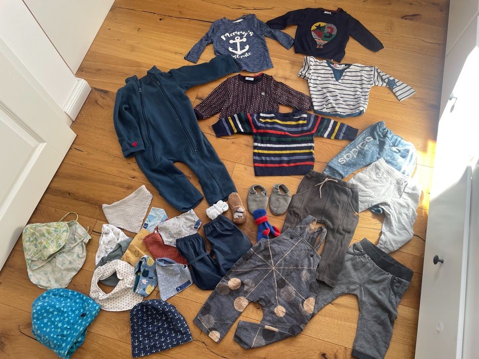 Kleiderpaket Jungen Gr. 74/80 in Ahrensburg