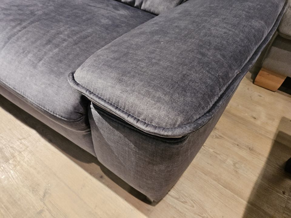 NEU Wohnlandschaft Couch Sofa 5x Kopfteilverstellung Staukasten % in Bocholt