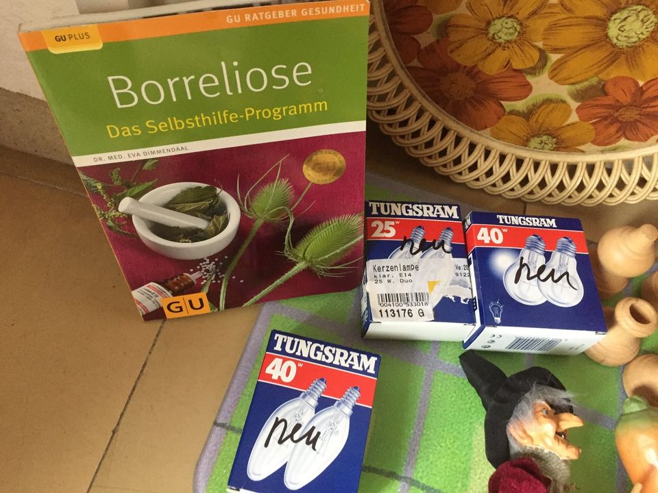 Flohmarkt -Sachen abzugeben > nur heute abholen nur je  Kiste 4€ in Emsdetten