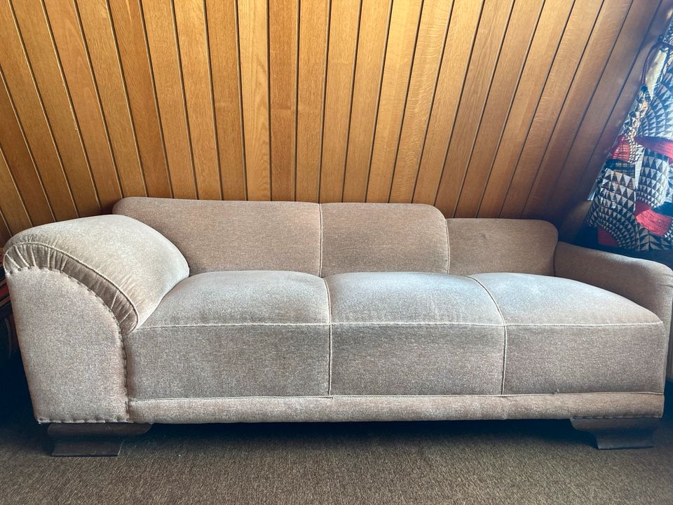 Omas Chaiselongue Sofa beige in Hattorf am Harz