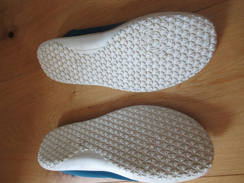 Badeschuhe,Größe 33,34,Schwimmbad,Wasserschuhe,Meer,Strand in Zeiskam