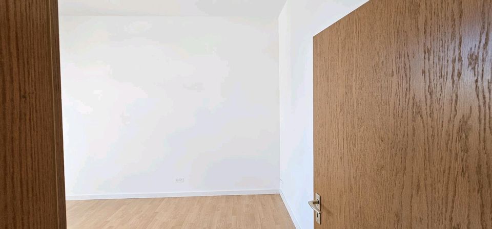 Wohnung 2-Zimmer, Einbauküche, 3m Decken, Fußgängerzohne, Brake in Brake (Unterweser)
