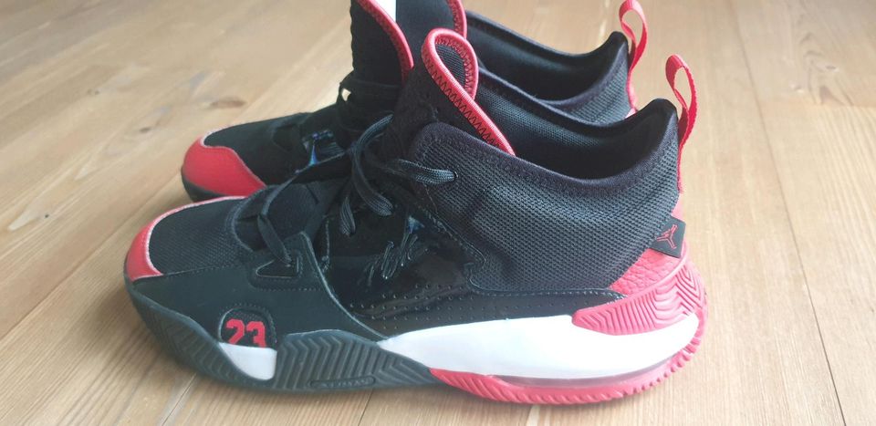 Jordan Stay Loyal 2 Nike Sneaker Basketball Schuh in Lampertheim