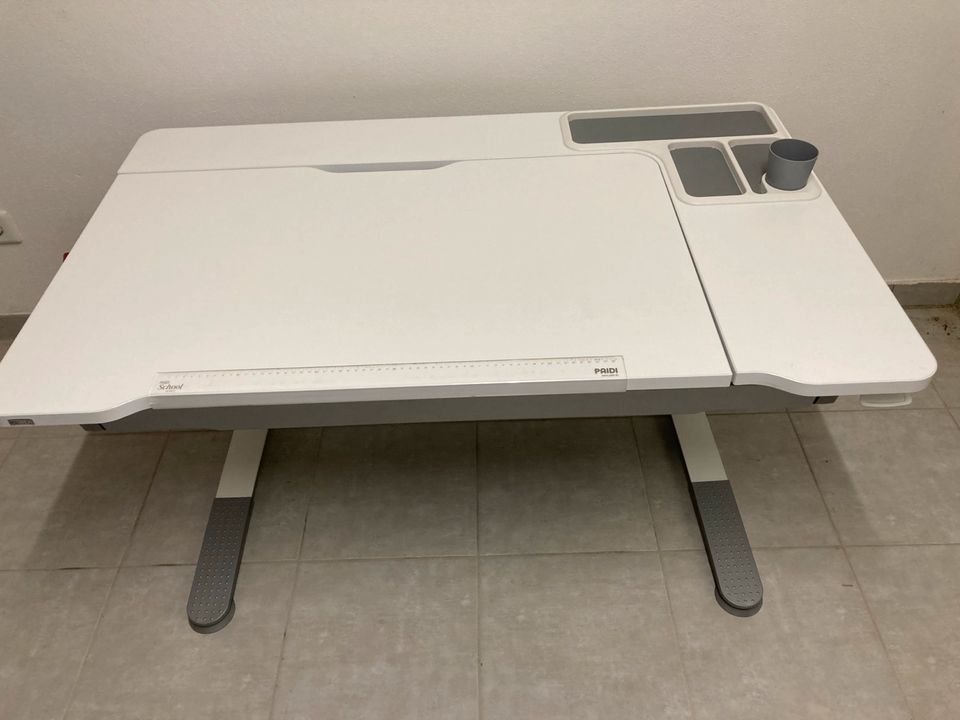Paidi Schreibtisch in weiß 120cm lang, nur 3,5 Jahre alt in Ingolstadt