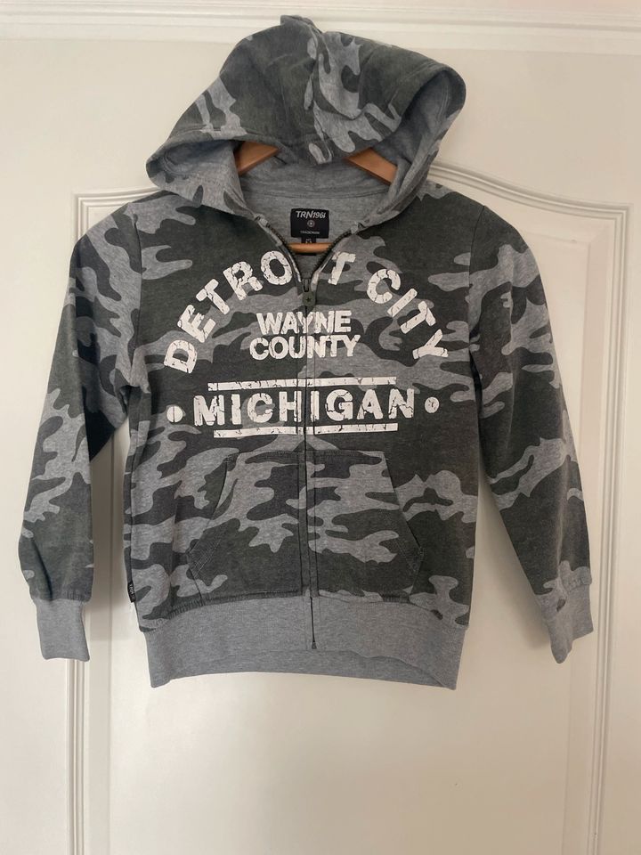 Hoodie Original Marines 7/8 h&m neu 122/128 nike Hilfiger in Langenfeld