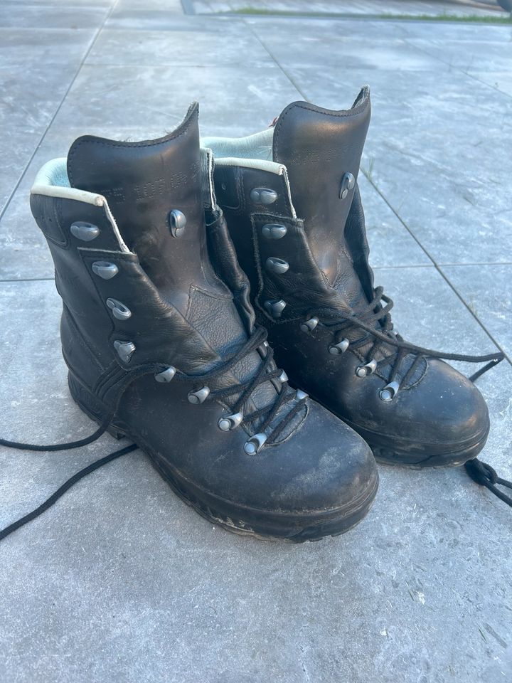 Haix Bergstiefel/Wanderschuhe in Waldburg