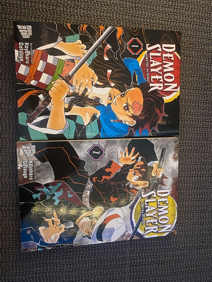 Demon Slayer Manga Band 1&2 in Bergisch Gladbach