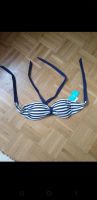 Bikini Top Oberteil H&M blau Creme weiß gestreift 42 Kreis Pinneberg - Tangstedt Vorschau