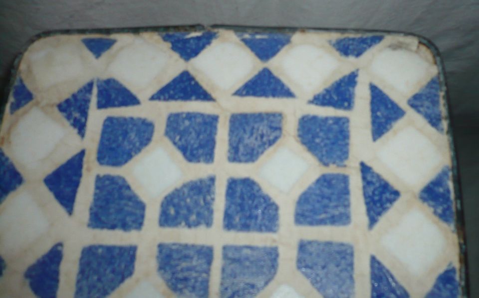 Blumenständer Metall ★ Mosaik blau weiß Keramik ★ Blumentisch in Lübeck