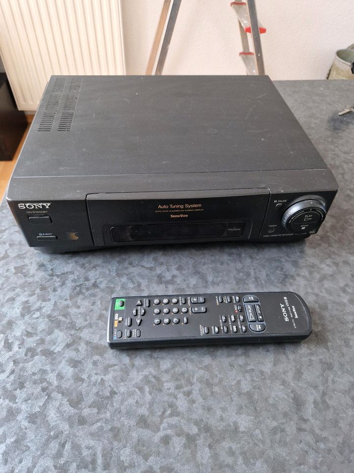 Sony Videorecorder SLV-E200VP in Köln