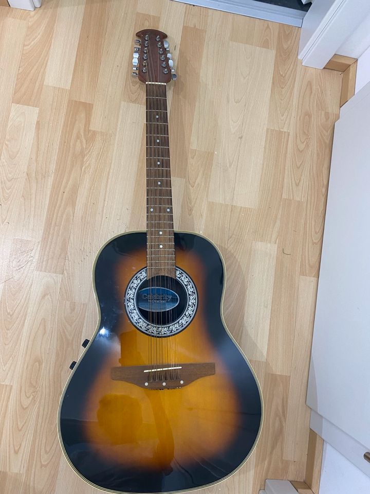 Ovation Celebrity 12 saitig mit Tasche E Gitarre in Dortmund