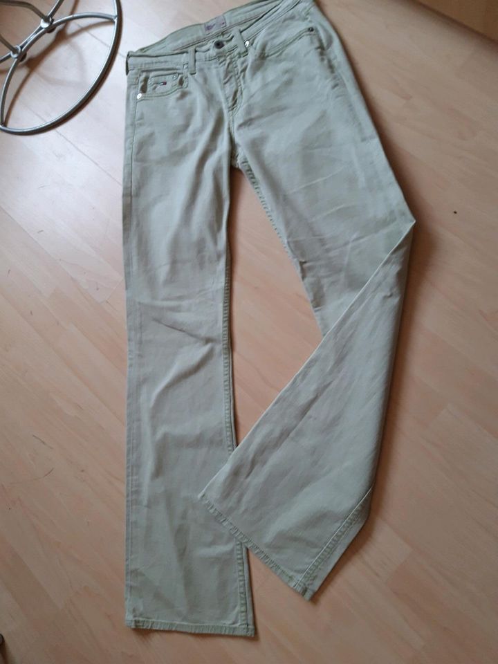 Tommy Hilfiger Bootcut Jeans,27/32, mint low waist Hingucker retr in Meppen