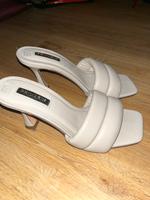 Sandalen mit Absatz Hannover - Nord Vorschau