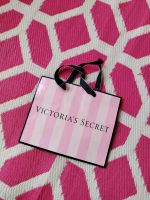 Victoria's Secret kleine Tasche aus Pappe Berlin - Köpenick Vorschau