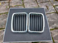 BMW E30 Front Nieren Grill 51.13.1 945 877 gebraucht Bayern - Landshut Vorschau