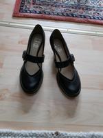 Clarks Pumps Schwarz, Leder, NEU! Größe 5 1/2 West - Unterliederbach Vorschau