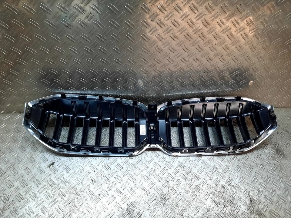 BMW 3er G20 G21 Niere Frontgrill Kühlergrill Grill 5113192976 in Gelsenkirchen