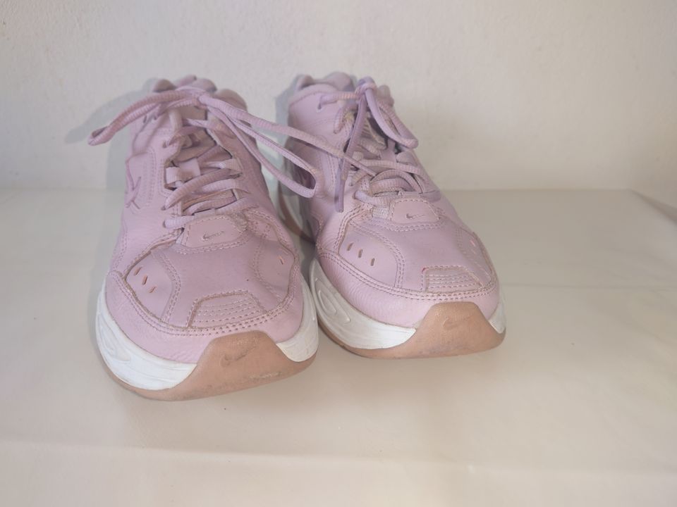 Nike Sneakers  rosa Gr. 40 wenig getragen in Detmold