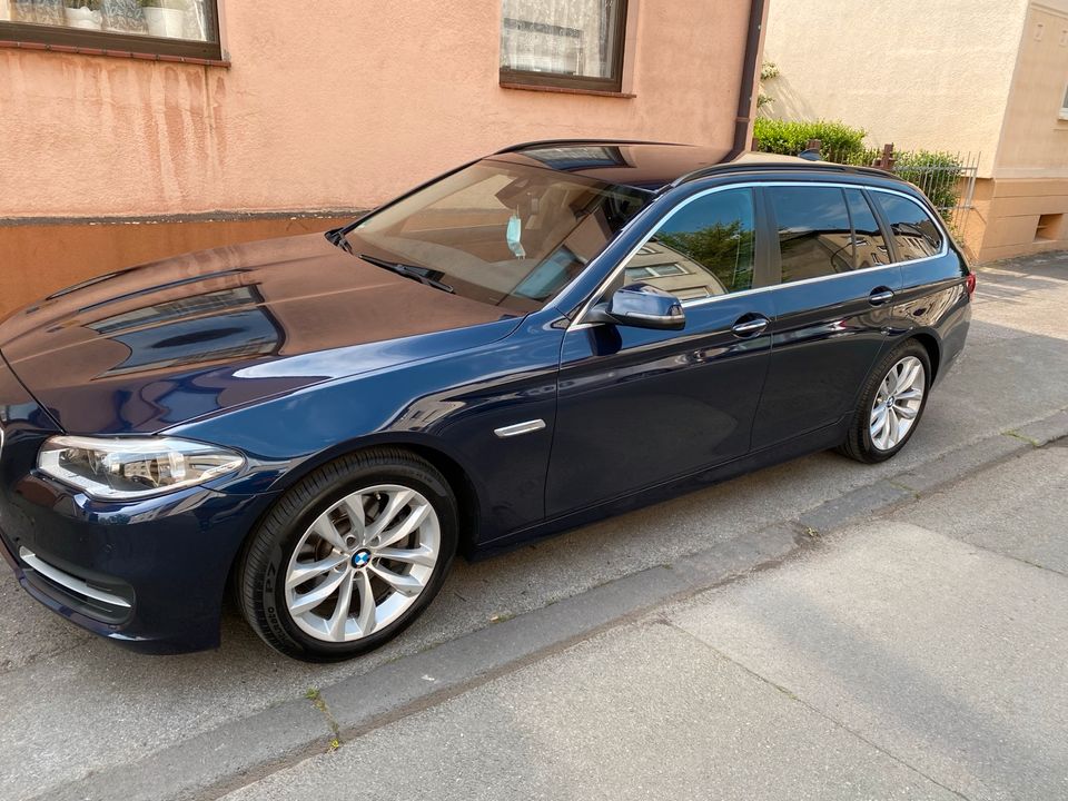 520D  Touring Luxury Line 8 Reifen/Leder/StandHz in Dortmund