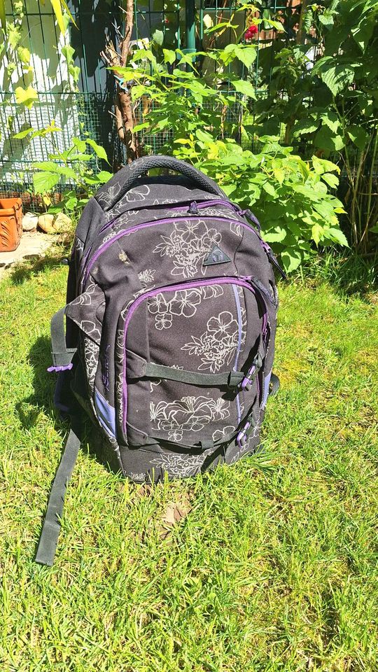 Satch Schulranzen Rucksack schwarz lila in Mainz