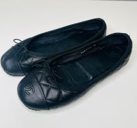 Chanel Ballerinas in Größe 38, Schwarz München - Bogenhausen Vorschau