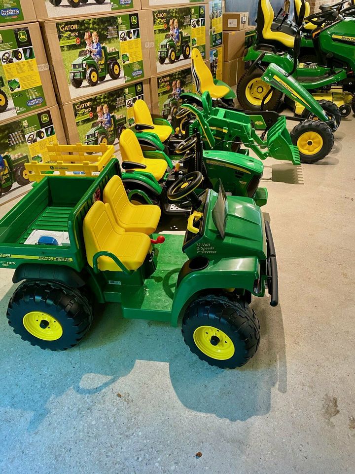 John Deere HPX Gator, Kinderfahrzeug mit Batterie, Vorführer in Dorfen