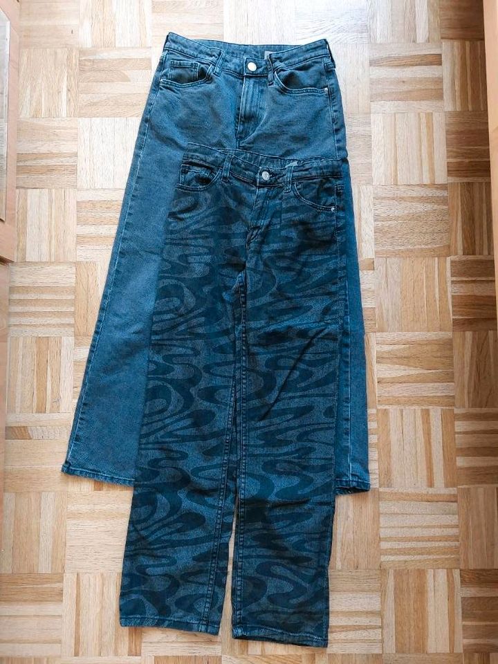 2 Jeans H&M schwarz / gemustert Größe 140 Setpreis 18 € in Hamburg