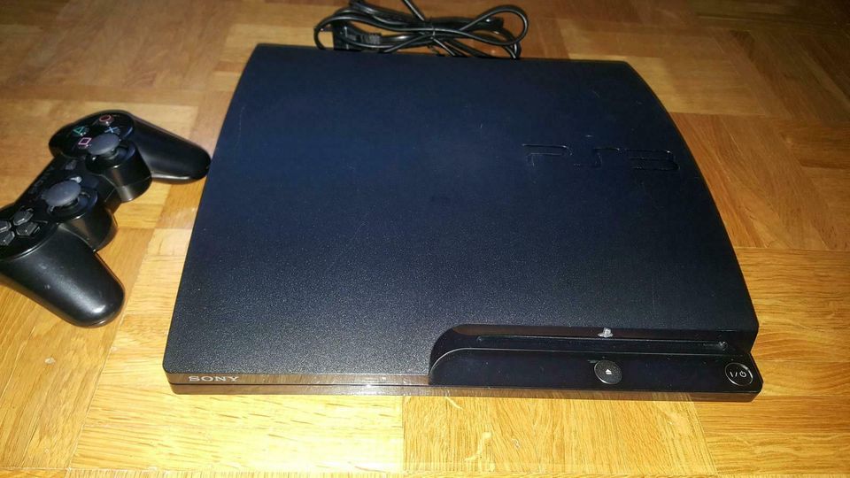 PS3 Slim 250 GB  BluRay Laufwerk neu in Delligsen