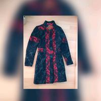 Desigual Mantel rot/schwarz mit schönem Muster Hessen - Eschborn Vorschau