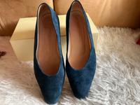 Pumps blau, Wildleder, Gr. 39 1/2 Hessen - Selters Vorschau
