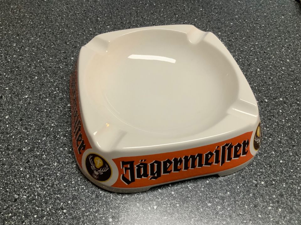 Goebel Jägermeister Aschenbecher Keramik Top Zustand in Karlstein