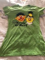 T-Shirt von Sesamstraße Gr S Hessen - Groß-Umstadt Vorschau