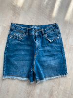 Jeansshorts Gr 140/146 Nordrhein-Westfalen - Hamm Vorschau