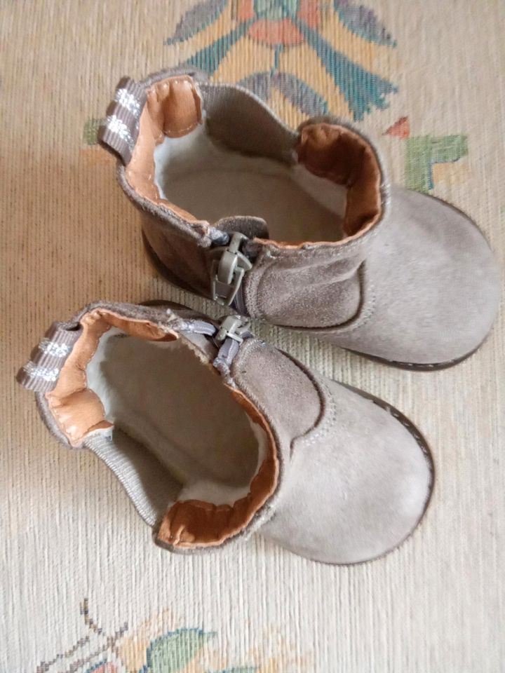 Mädchen Winterschuhe Babystiefel H&M in Weingarten