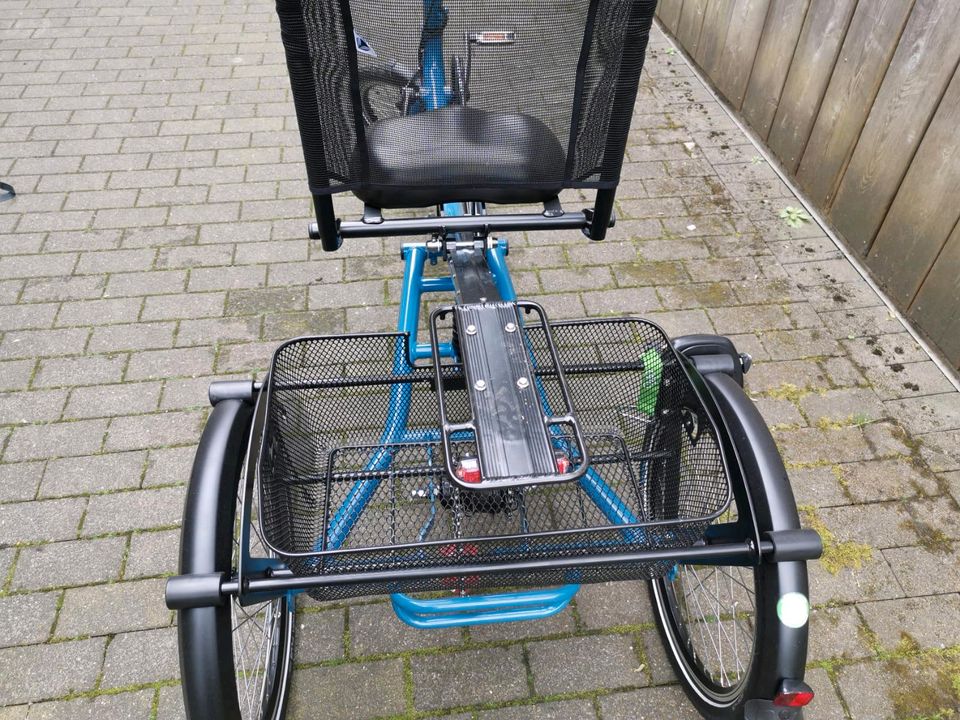 Pfautec Scooter Trike von März 2024 Dreirad in Burscheid