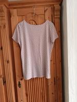 T-Shirt sportliche Form 9.00Euro Gr.42 Niedersachsen - Cuxhaven Vorschau