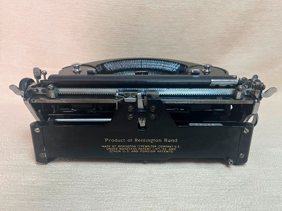 Remington Noiseless Portable Schreibmaschine in Berlin