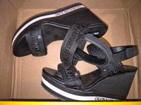 Calvin Klein Plateau-Sandalen Thüringen - Nordhausen Vorschau