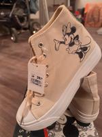 Schuhe NEU OVP Gr. 39 Disney Mickey Minnie Maus Schleswig-Holstein - Trappenkamp Vorschau