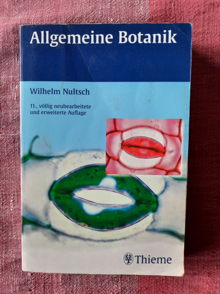 Allgemeine Botanik v. Wilhelm Nultsch+ Paläobiologie der Pflanzen in Durmersheim