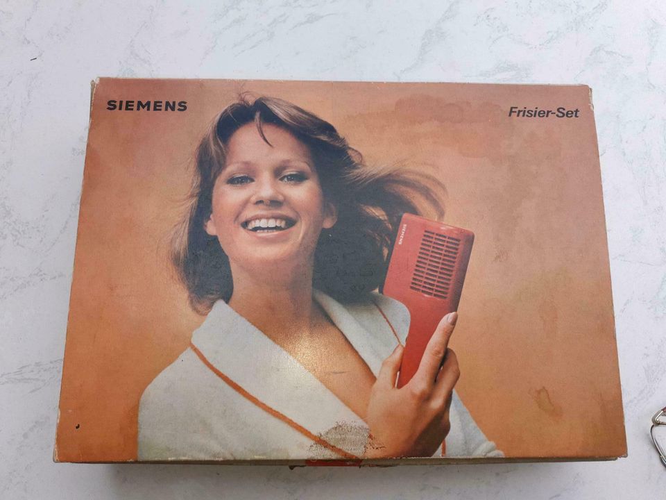 Siemens HairstylingSet Mitte 70ger Vintage Deko Friseurgeschäft in Garbsen