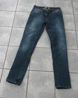 NEUWERTIGE blaue Jeans von Cecil Gr. 28 auf alt getrimmt Kr. München - Neubiberg Vorschau