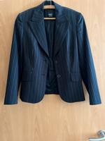 Esprit Damen-Nadelstreifen-Blazer in Größe 32 Hessen - Hochheim am Main Vorschau