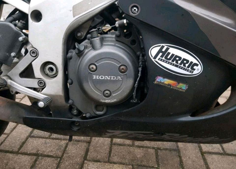 Honda CBR RR 900 SC 30 Tausch möglich, alles anbieten in Plauen