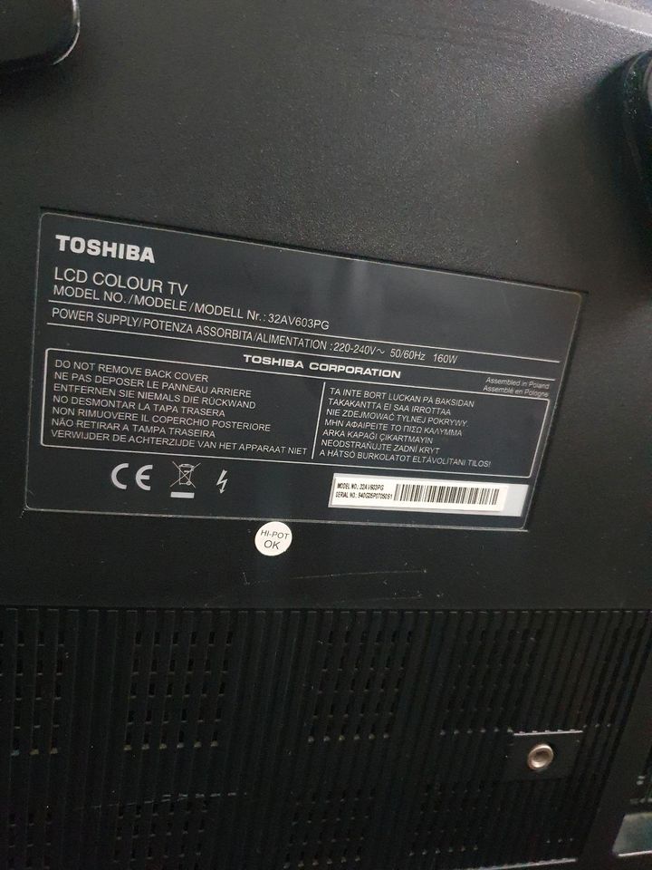 Toshiba Fernseher gebrauchter Zustand in Hamburg