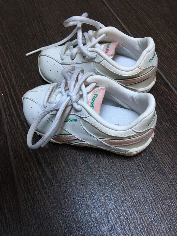 Reebok Baby Schuhe 19,5 in München